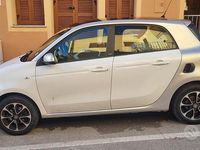 Usata Smart ForFour 75 CV (55 kW) 2016 Utilitaria