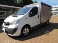 Usata Opel Vivaro 114 CV (83 kW) 2011 Bianco Monovolume