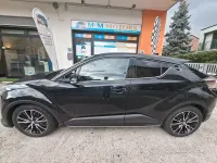 Usata Toyota C-HR Lounge 98 CV (72 kW) 2017 Nero SUV
