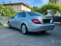 Usata Mercedes C220 170 CV (125 kW) 2014 Grigio Berlina