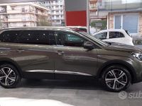 Usata Peugeot 5008 Allure 131 CV (96 kW) 2019 Grigio SUV