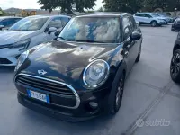 Usata Mini Cooper D Business 116 CV (85 kW) 2016 Nero Utilitaria
