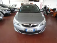 Usata Opel Astra 110 CV (80 kW) 2012 Grigio Station wagon