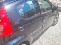 Usata Peugeot 107 68 CV (50 kW) 2012 Nero Utilitaria