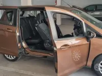 Usata Ford B-MAX 90 CV (66 kW) 2015 Marrone Monovolume