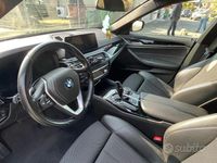Usata BMW 520 Sport Line 190 CV (139 kW) 2019 Nero Station wagon