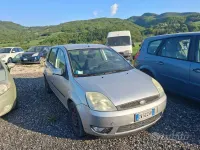 Usata Ford Fiesta Collection 68 CV (50 kW) 2005 Grigio Utilitaria