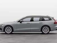 Nuova Volvo V60 Core 349 CV (256 kW) 2025 Grigio Station wagon