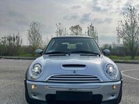 Begagnad Mini Cooper S 170 HK (125 kW) 2005 Halvkombi