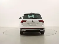 Usata VW Tiguan Elegance 150 CV (110 kW) 2022 Bianco SUV