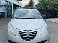 Usata Lancia Ypsilon 69 CV (50 kW) 2012 Grigio Utilitaria