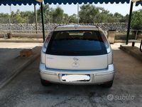 Usata Opel Corsa 60 CV (44 kW) 2005 Grigio Utilitaria
