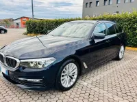 Usata BMW 520 Luxury Line 190 CV (139 kW) 2019 Blu Station wagon