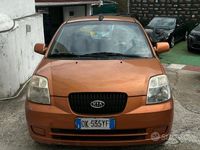 Usata Kia Picanto Urban 61 CV (44 kW) 2007 Arancione Utilitaria