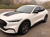 Usata Ford Mustang 268 CV (197 kW) 2023 Bianco Station wagon