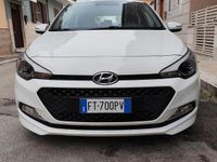 Usata Hyundai i20 Comfort 75 CV (55 kW) 2018 Bianco Utilitaria