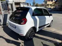Usata Renault Twingo SE 65 CV (47 kW) 2021 Bianco Utilitaria