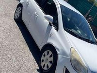Usata Opel Corsa Club 86 CV (63 kW) 2011 Berlina