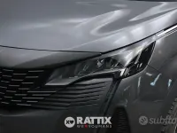 Usata Peugeot 3008 Allure 131 CV (96 kW) 2021 Grigio platinum SUV