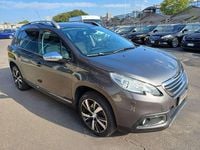 Usata Peugeot 2008 Allure 120 CV (88 kW) 2016 Bordeaux SUV