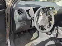 Usata Toyota Urban Cruiser 90 CV (66 kW) 2012 Grigio Utilitaria