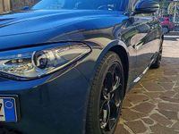 Usata Alfa Romeo Giulia Executive 160 CV (117 kW) 2018 Blu/azzurro Berlina