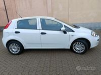 Usata Fiat Punto Street 77 CV (56 kW) 2016 Bianco Utilitaria