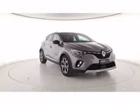 Usata Renault Captur Intens 143 CV (105 kW) 2022 Grigio cenere SUV