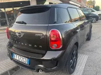 Usata Mini Cooper SD Countryman Business 143 CV (105 kW) 2015 Grigio SUV