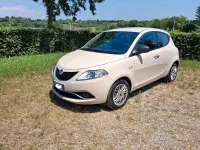 Usata Lancia Ypsilon Silver 69 CV (50 kW) 2017 Bianco Utilitaria