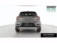 Usata Renault Captur Techno 101 CV (74 kW) 2023 Grigio cenere SUV