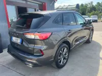 Usata Ford Kuga ST-Line 152 CV (111 kW) 2022 Grigio SUV