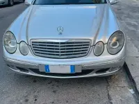 Usata Mercedes E270 177 CV (130 kW) 2003 Grigio Berlina