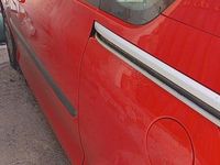 Usata Peugeot 1007 70 CV (51 kW) 2006 Rosso Monovolume