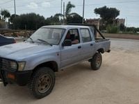 Usata Toyota HiLux 97 CV (71 kW) 1990 Grigio Pick-up