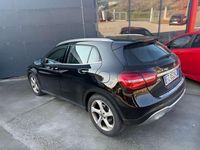 Usata Mercedes GLA180 140 CV (102 kW) 2020 Nero SUV