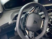 Usata Peugeot 208 Allure 100 kW (136 CV) 2025 Grigio Utilitaria