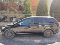 Usata Ford Focus Style 110 CV (80 kW) 2008 Nero Station wagon