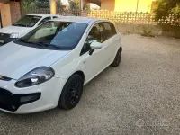 Usata Fiat Punto 75 CV (55 kW) 2011 Bianco Utilitaria