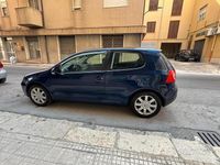 Usata VW Golf IV 140 CV (102 kW) 2005 Blu Berlina
