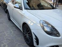 Usata Alfa Romeo Giulietta Quadrifoglio Verde 235 CV (172 kW) 2011 Bianco Utilitaria