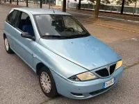 Usata Lancia Ypsilon 60 CV (44 kW) 2003 Blu Utilitaria