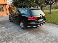 Usata VW Passat 140 CV (102 kW) 2011 Nero Station wagon