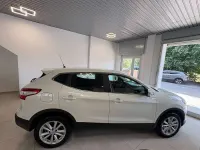 Usata Nissan Qashqai Acenta 116 CV (85 kW) 2016 Bianco SUV