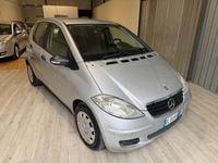 Usata Mercedes A180 Avantgarde 109 CV (80 kW) 2007 Argento Berlina