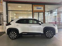 Usata Toyota Yaris Cross Lounge 92 CV (67 kW) 2022 Bianco SUV