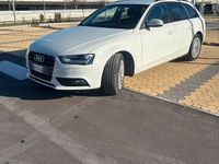 Usado Audi A4 177 CV (130 kW) 2011 Blanco Familiar