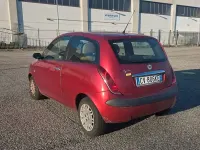 Usata Lancia Ypsilon 60 CV (44 kW) 2005 Rosso Utilitaria