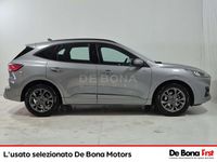 Usata Ford Kuga ST-Line 120 CV (88 kW) 2022 Solar silver SUV
