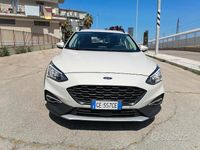 Gebraucht Ford Focus Active 120 PS (88 kW) 2021 Weiß Limousine